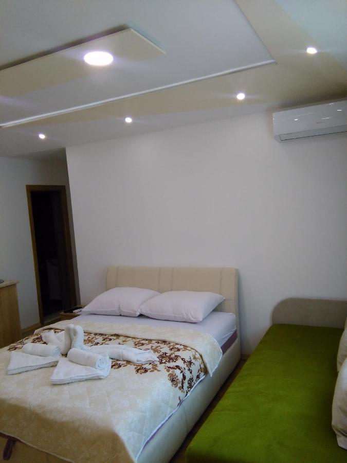 Apartmani Slado Требине Екстериор снимка