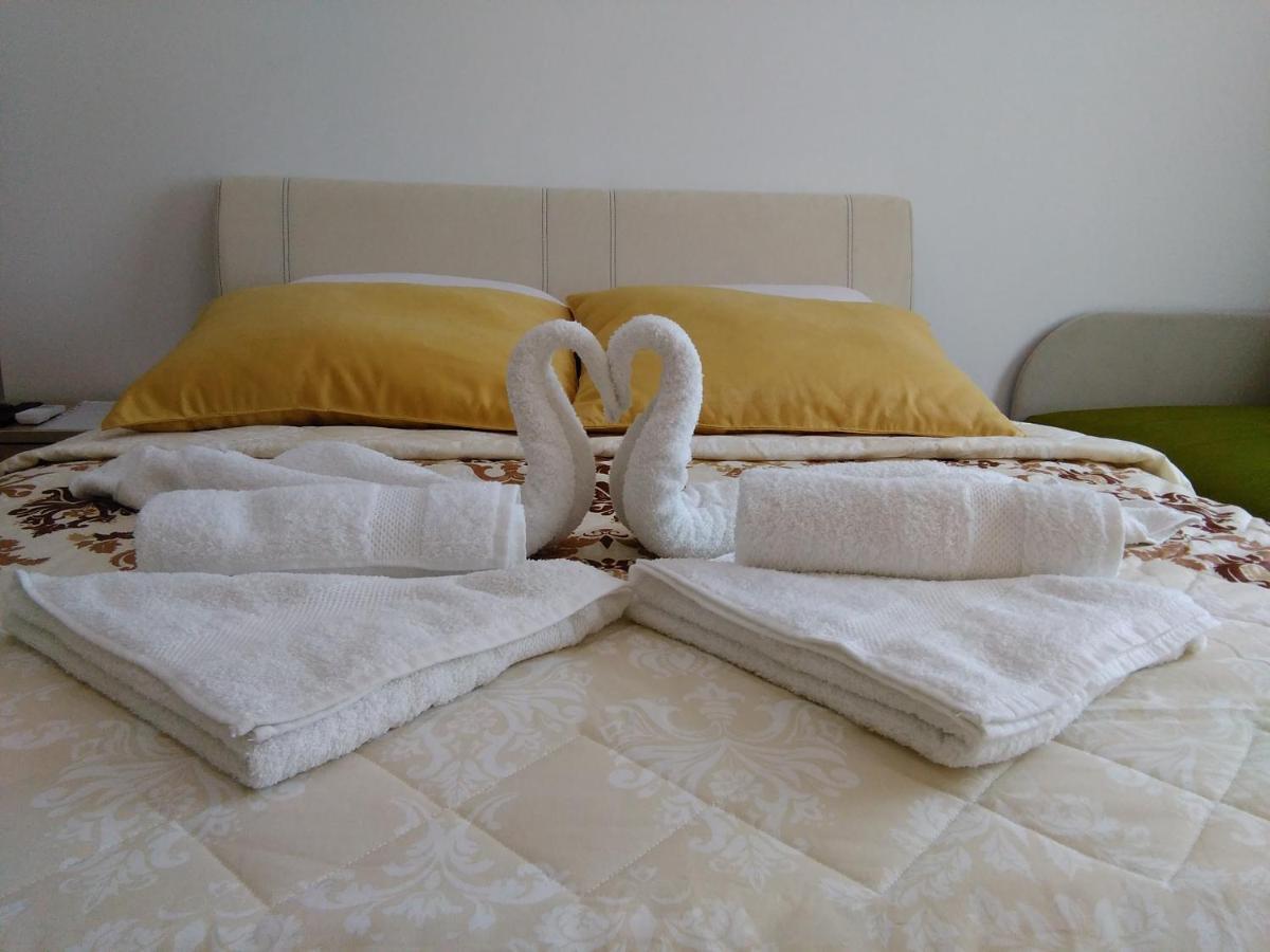 Apartmani Slado Требине Екстериор снимка