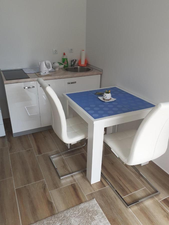 Apartmani Slado Требине Екстериор снимка