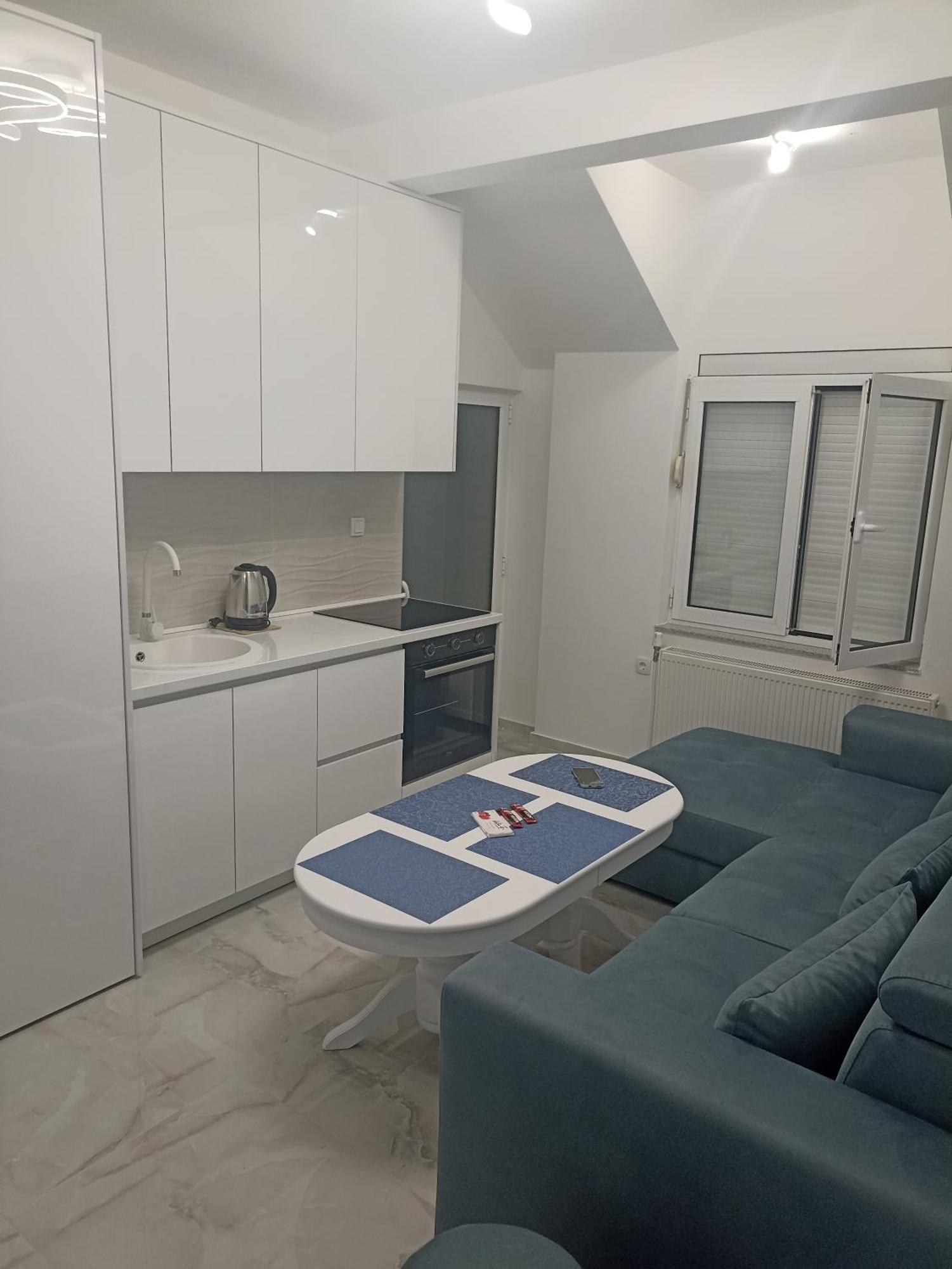 Apartmani Slado Требине Екстериор снимка