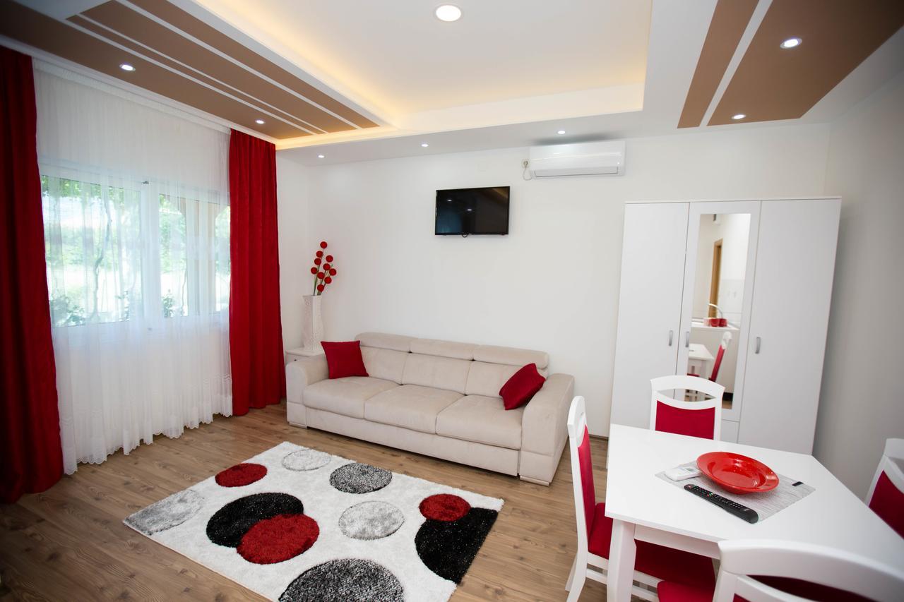 Apartmani Slado Требине Екстериор снимка