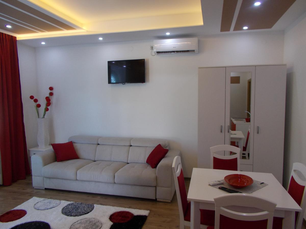 Apartmani Slado Требине Екстериор снимка